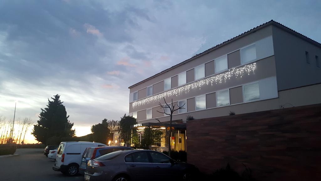 Hotel & Restaurant Figueres Parc Los Hostalets de Llers Exteriér fotografie
